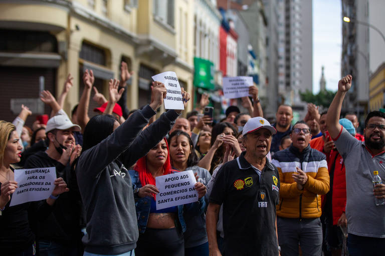 Comerciantes e trabalhadores da Santa Ifigênia fazem protesto contra a falta de segurança