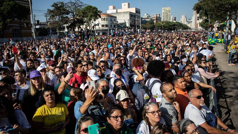 Marcha para Jesus reúne multidão e candidatos em São Paulo em 2022