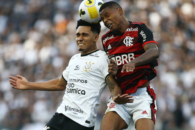 Corinthians vence Flamengo em Itaquera e volta à vice-liderança do Brasileiro