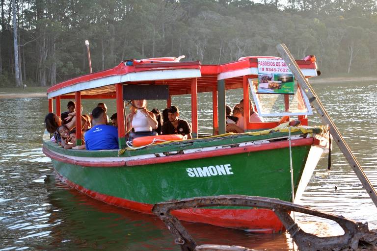 File:12. Passeio de Barco - Guarapiranga (4781179032).jpg