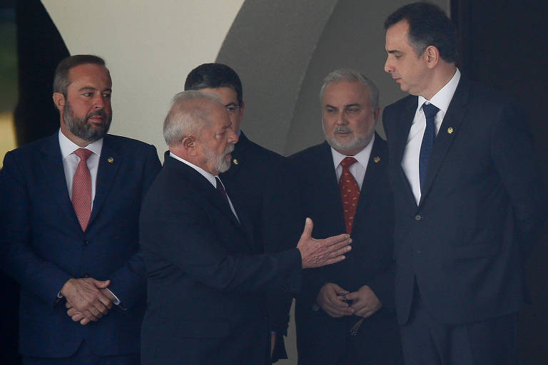 Lula se reúne com Pacheco, que promete defender resultado da eleição