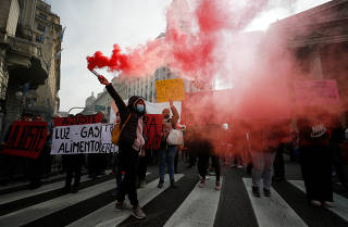 Protest against Argentina's President Fernandez administration as economic crisis grips