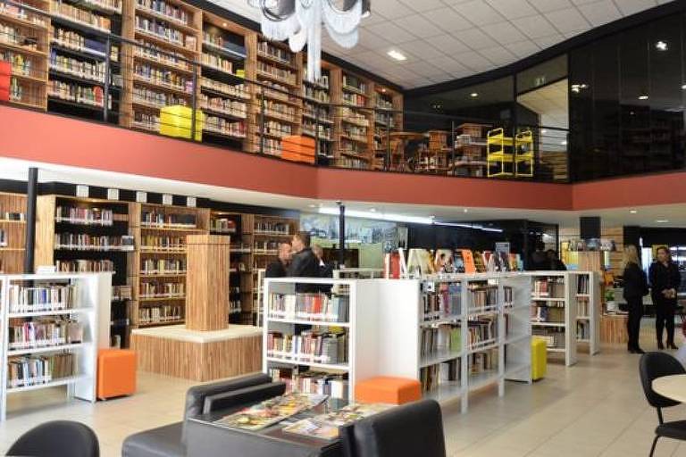 Biblioteca na cidade de Marília, no interior do estado de São Paulo