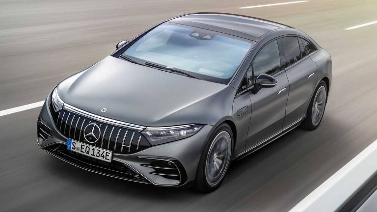 Mercedes lança sedã elétrico e BMW anuncia renovação de modelos feitos no Brasil