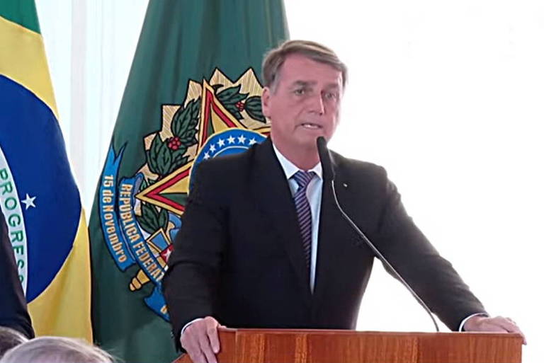 Grupo de advogados classifica reunião de Bolsonaro sobre urnas como 'da mais alta gravidade'