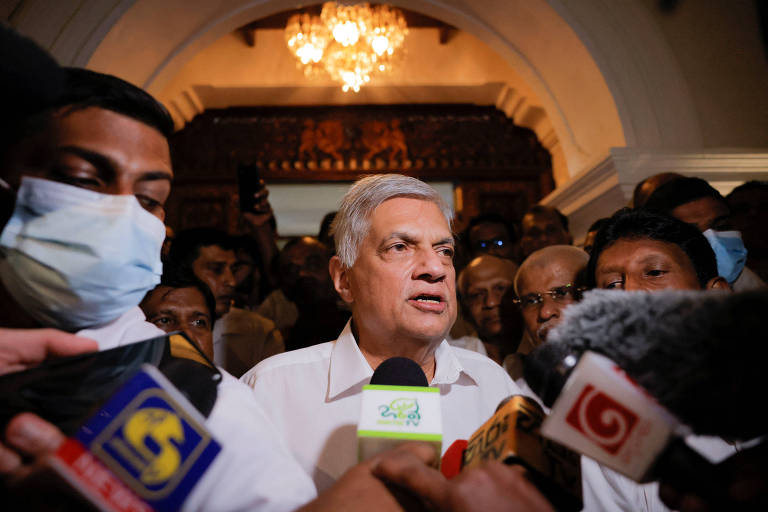 Sri Lanka elege presidente-tampão após caos levar a renúncia e fuga de líder