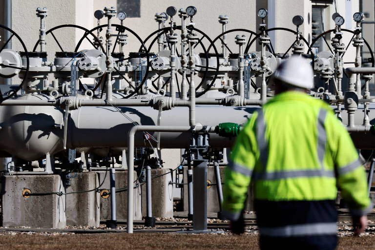 Rússia retoma fornecimento de gás para Europa e mitiga temor de recessão