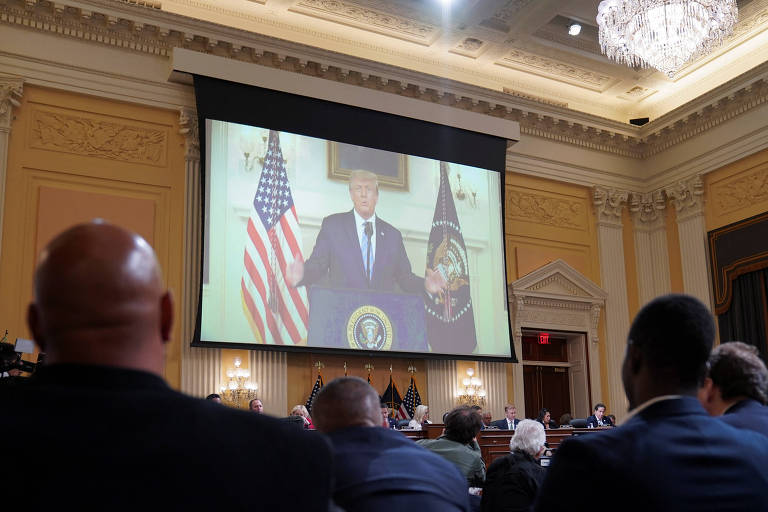 Vídeo inédito de Donald Trump é exibido durante audiência que investiga ataque ao Capitólio