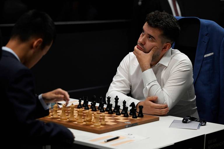 Ele derrotou Magnus Carlsen, número um mundial e cinco vezes