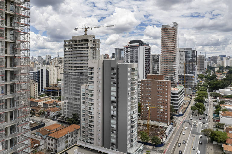 Vista da Avenida Rebouças, que corta os distritos de Pinheiros e Jardim Paulista