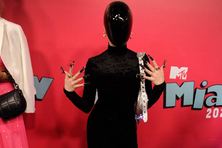 MTV Miaw 2022 tem looks estilosos e beijão na boca de Gkay e Boca Rosa; veja