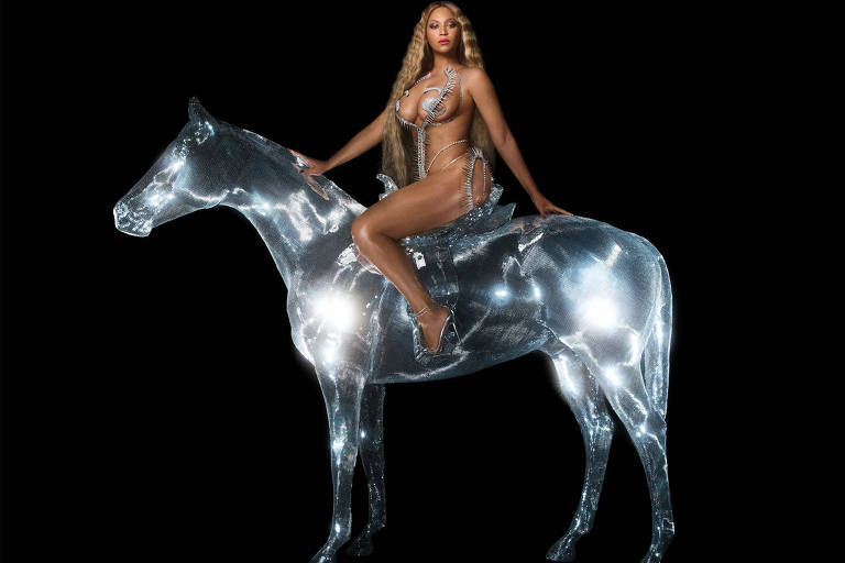 mulher negra sobre cavalo de gelo