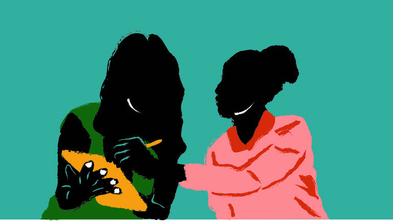Na ilustração de fundo verde, duas mulheres negras estão ao centro dialogando. A da esquerda possui cabelos negros longos e blusa regata verde e segura uma prancheta amarela, a outra de cabelos negros presos em coque, usa uma blusa rosa com detalhes verdes e com uma caneta assina a prancheta.