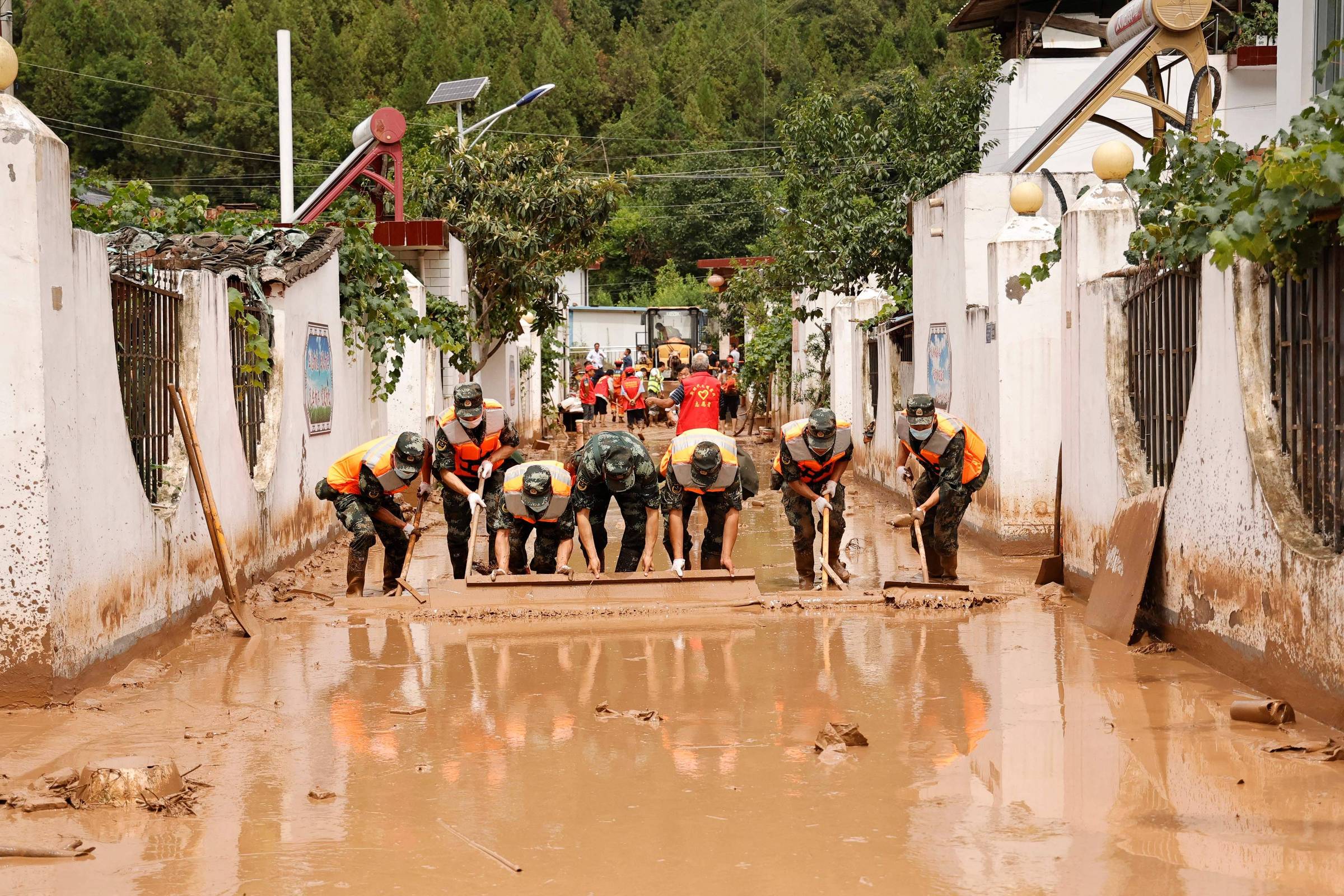 Clima extremo matou quase 800 mil em 30 anos, diz ONG