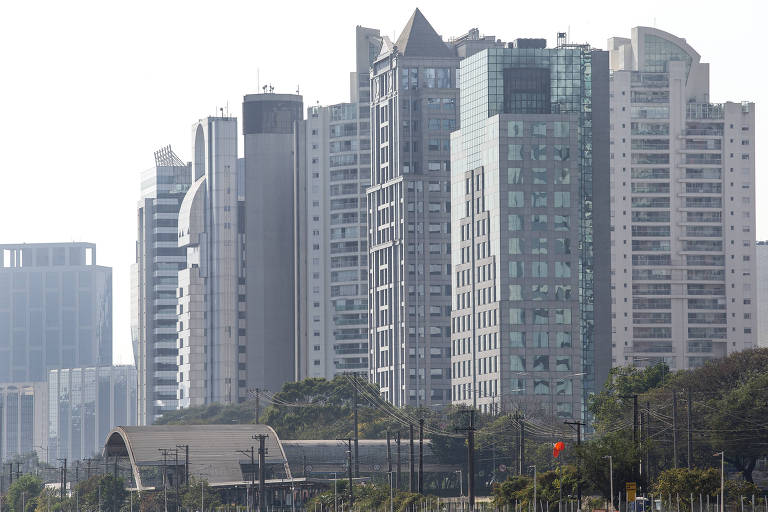 Vista aérea de conjunto de prédios em São Paulo 