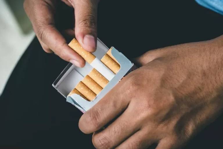 O mercado de cigarros clandestinos está perdendo força no país