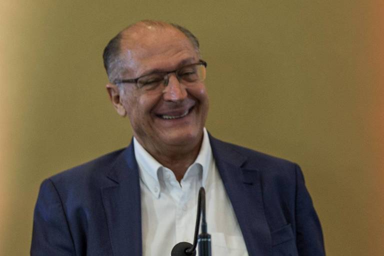 Geraldo Alckmin assina carta em defesa da democracia