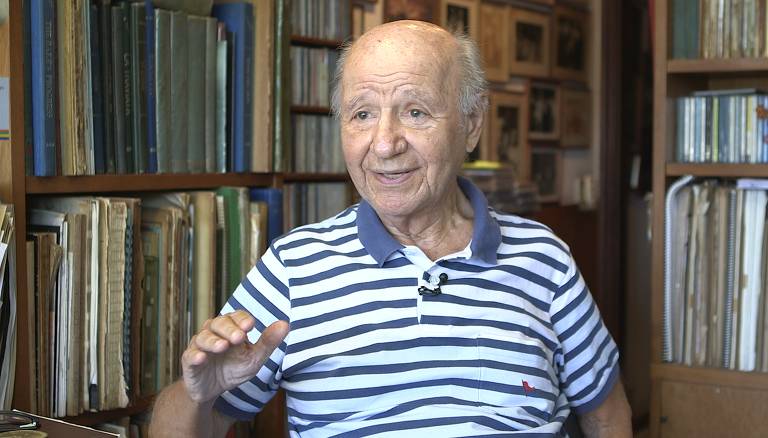Henrique Morelenbaum, maestro que divulgou compositores brasileiros no exterior, aos 90 anos