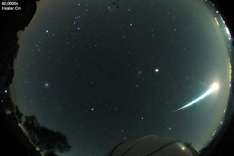 Imagem produzida pelo observatório Pico dos Dias mostra meteoro que provocou clarão no início da manhã em São Paulo