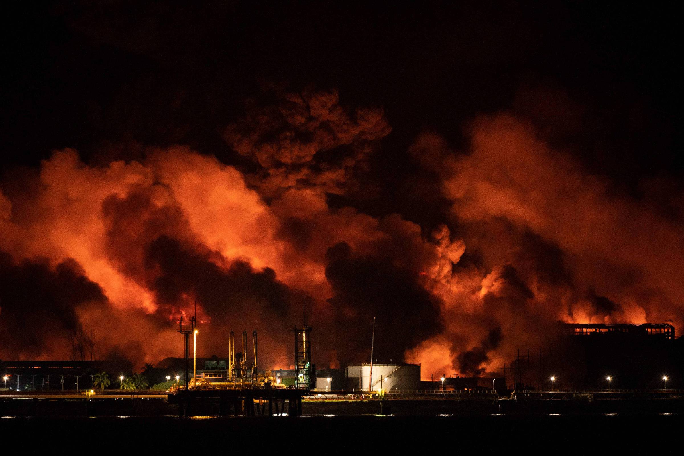 Пожары в Австралии. В огне АТ. Massive Smoke.