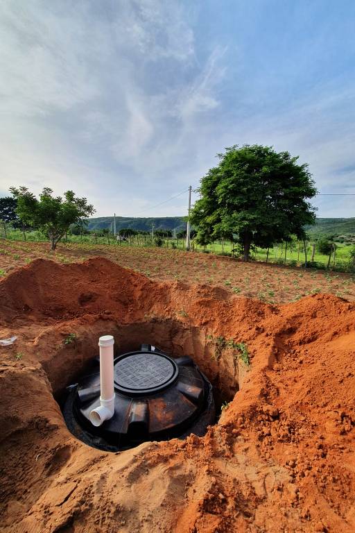 Equipamento de tratamento de esgoto descentralizado da Florescer Brasil para famílias de vilarejos de Coité (CE)