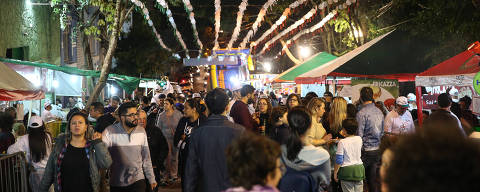 SAO PAULO/ SP, BRASIL, 04-08-2018: Festa tradicional de  Nossa Senhora Achiropita , na noite de sabado, que neste ano completa 110 anos.   (Foto: Zanone Fraissat/Folhapress, COTIDIANO)***EXCLUSIVO****