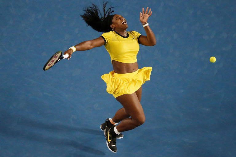 File:Serena Williams - aquecendo para o seu primeiro jogo das olimpíadas (  simples feminino ).jpg - Wikimedia Commons