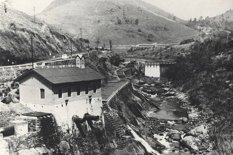 Foi a primeira usina hidrelétrica do Brasil e da América Latina