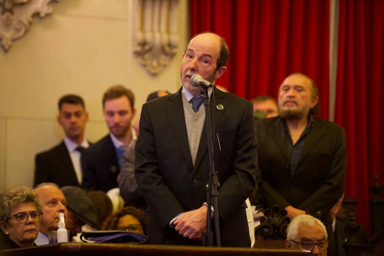 Armínio Fraga discursa durante cerimônia na Faculdade de Direito da USP, no Largo São Francisco