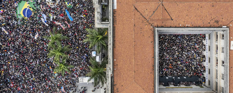 Carta em Defesa da Democracia une tucanos, petistas, juristas e