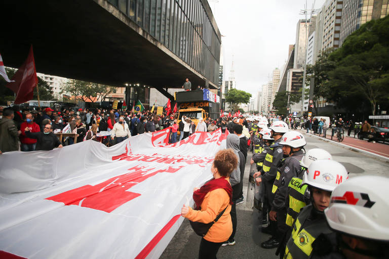 Carta em Defesa da Democracia une tucanos, petistas, juristas e