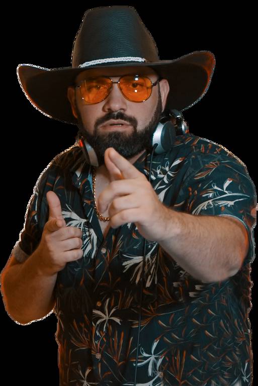 Retrato do DJ Chris no Beat, um dos principais nomes do agronejo
