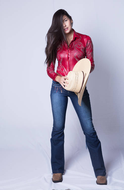 Retrato de Ana Castelo, do hit 'Pipoco', um dos principais nomes do agronejo