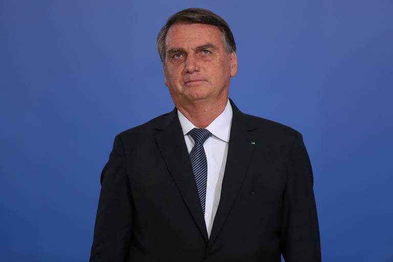 Bolsonaro compara ato pró-democracia a carta contra drogas assinada por Zé Pequeno