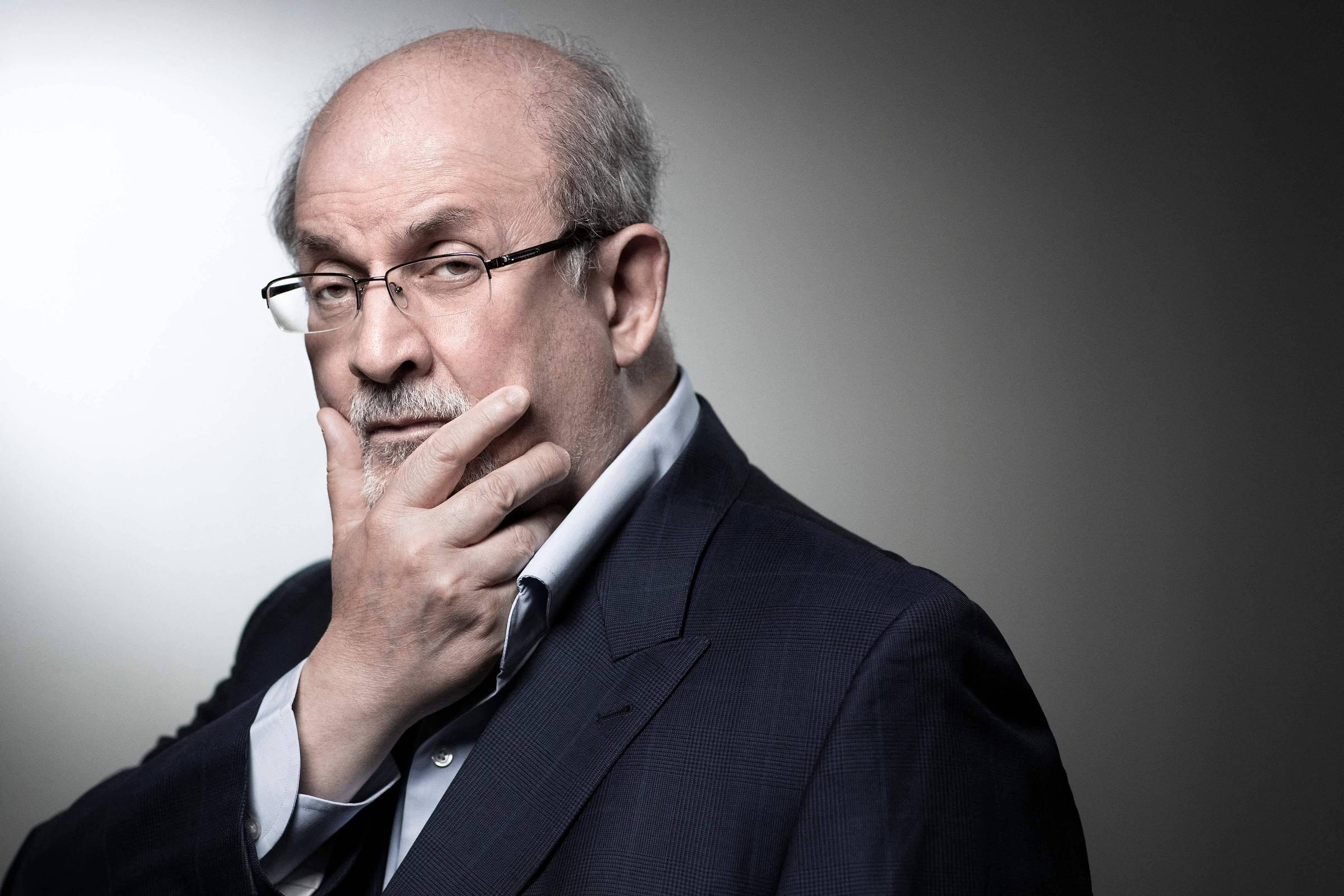 Salman Rushdie Perdeu Função De Olho E Mão Diz Agente 23102022 Ilustrada Folha 3596