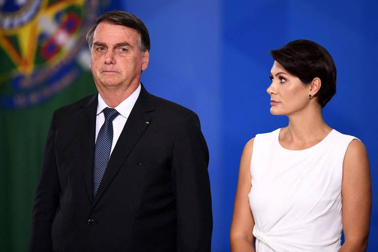 MPF abre procedimento para investigar Bolsonaro por peculato