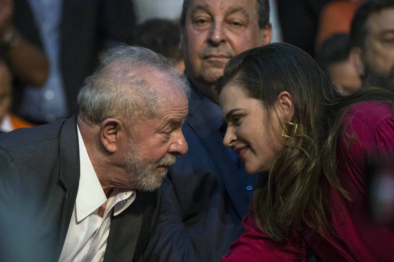 Lula tenta reconciliação de Marília Arraes com PSB para 2º turno em PE