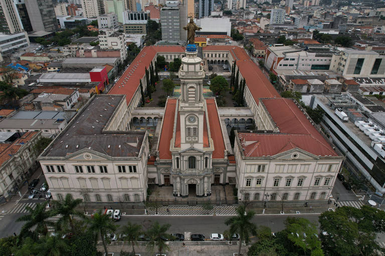 0O Liceu Coração de Jesus - Colégio Salesiano, escola centenária do centro de São Paulo 