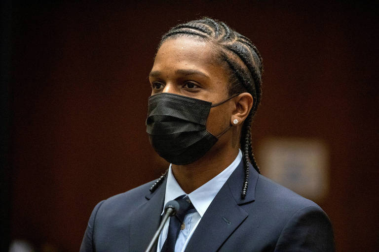 A$AP Rocky se declara inocente de acusações de agressão com arma de fogo