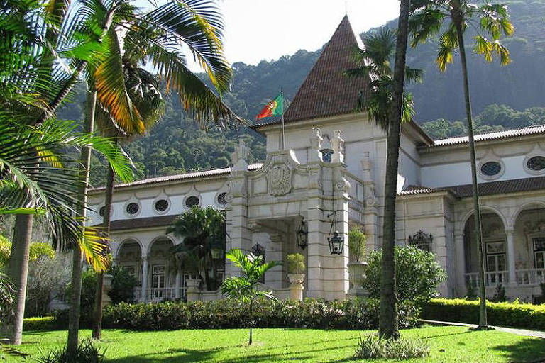 Fachada do Consulado-Geral de Portugal no Rio de Janeiro