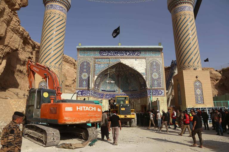 Santuário no Iraque desaba e mata cinco peregrinos; veja imagens