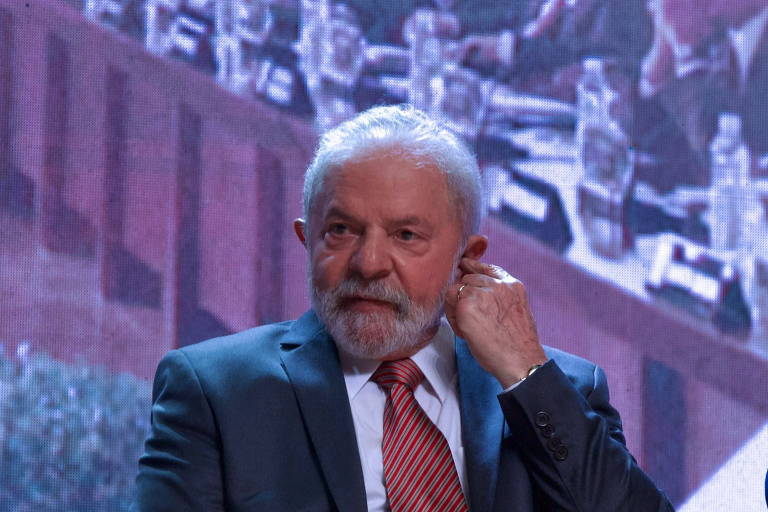 O ex-presidente Lula participa do lançamento de livro do fotógrafo Ricardo Stuckert