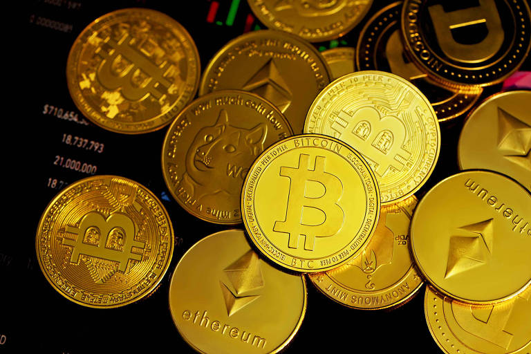 Bitcoin e ethereum lideram rendimentos no semestre; dólar e ouro acumulam queda