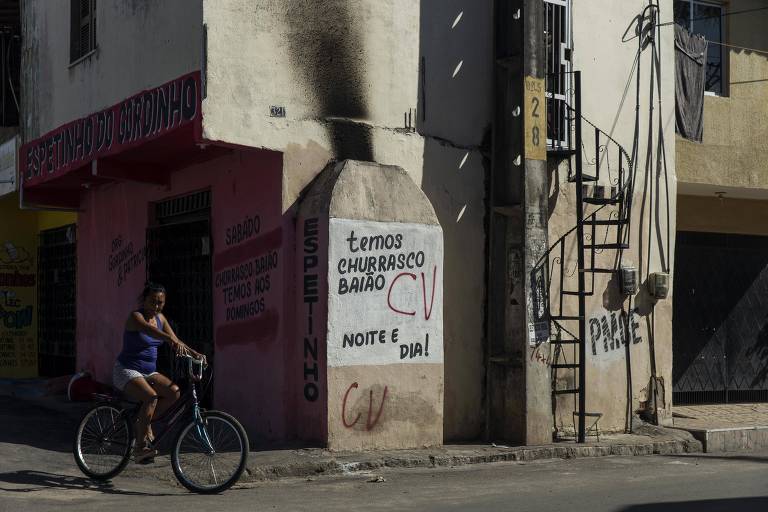 Bairro Pici, um dos locais controlados por facções criminosas e que sofre com disputas de território na periferia da cidade de Fortaleza