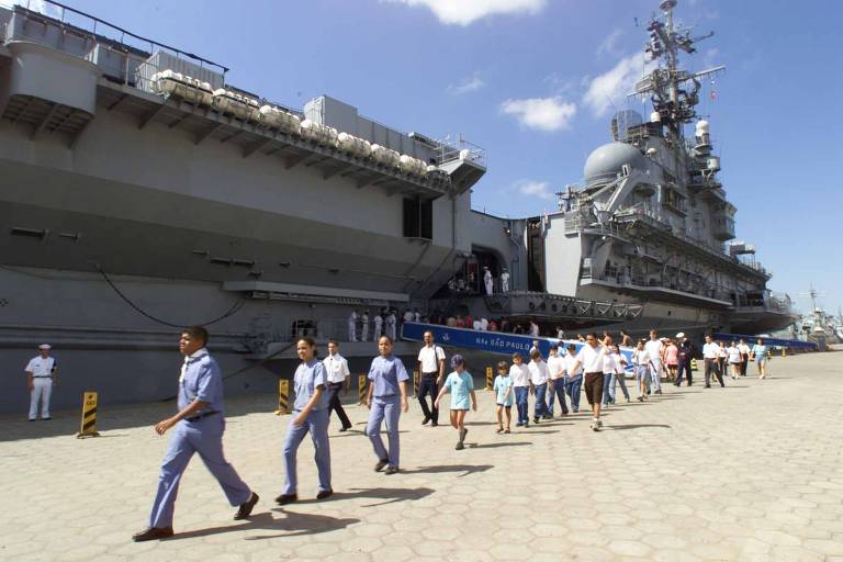 Construído no fim dos anos 1950, foi batizado inicialmente de Foch e, após integrar a esquadra francesa, chegou ao Brasil em 2001. Operou até 2017, quando a Marinha decidiu vender a embarcação