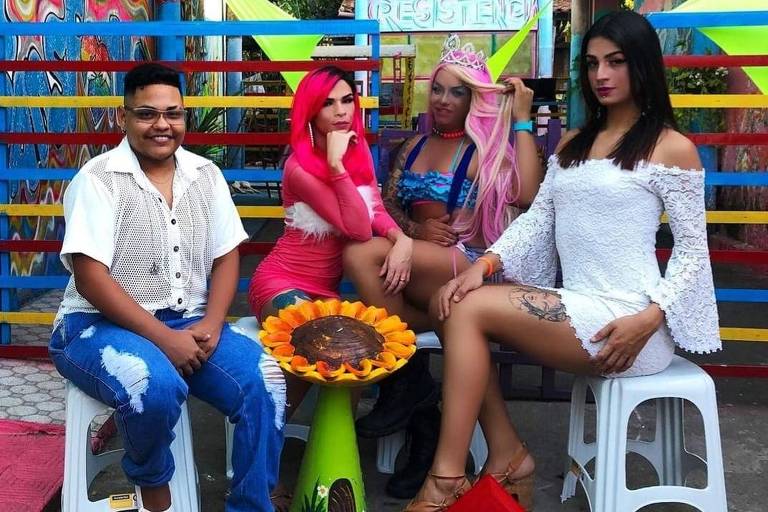 Pessoas acolhidas pela Casa Transformar, ONG do Ceará que acolhe pessoas LGBTQIA+
