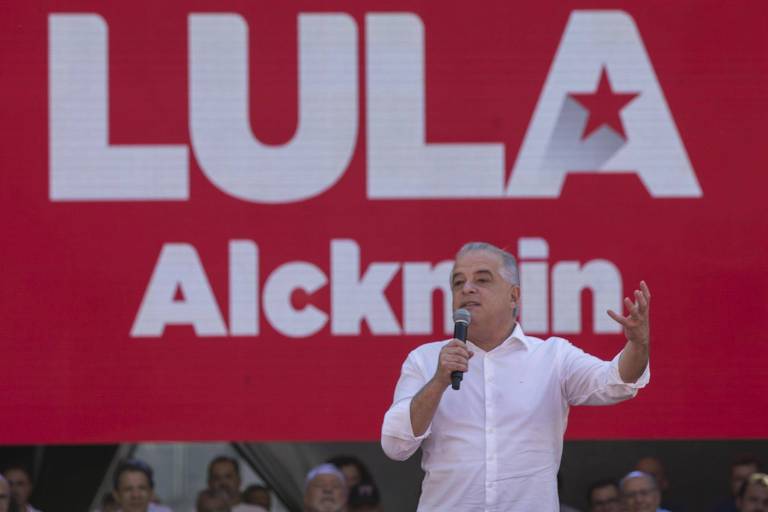 Márcio França (PSB) durante evento com Lula (PT) e Geraldo Alckmin (PSB)
