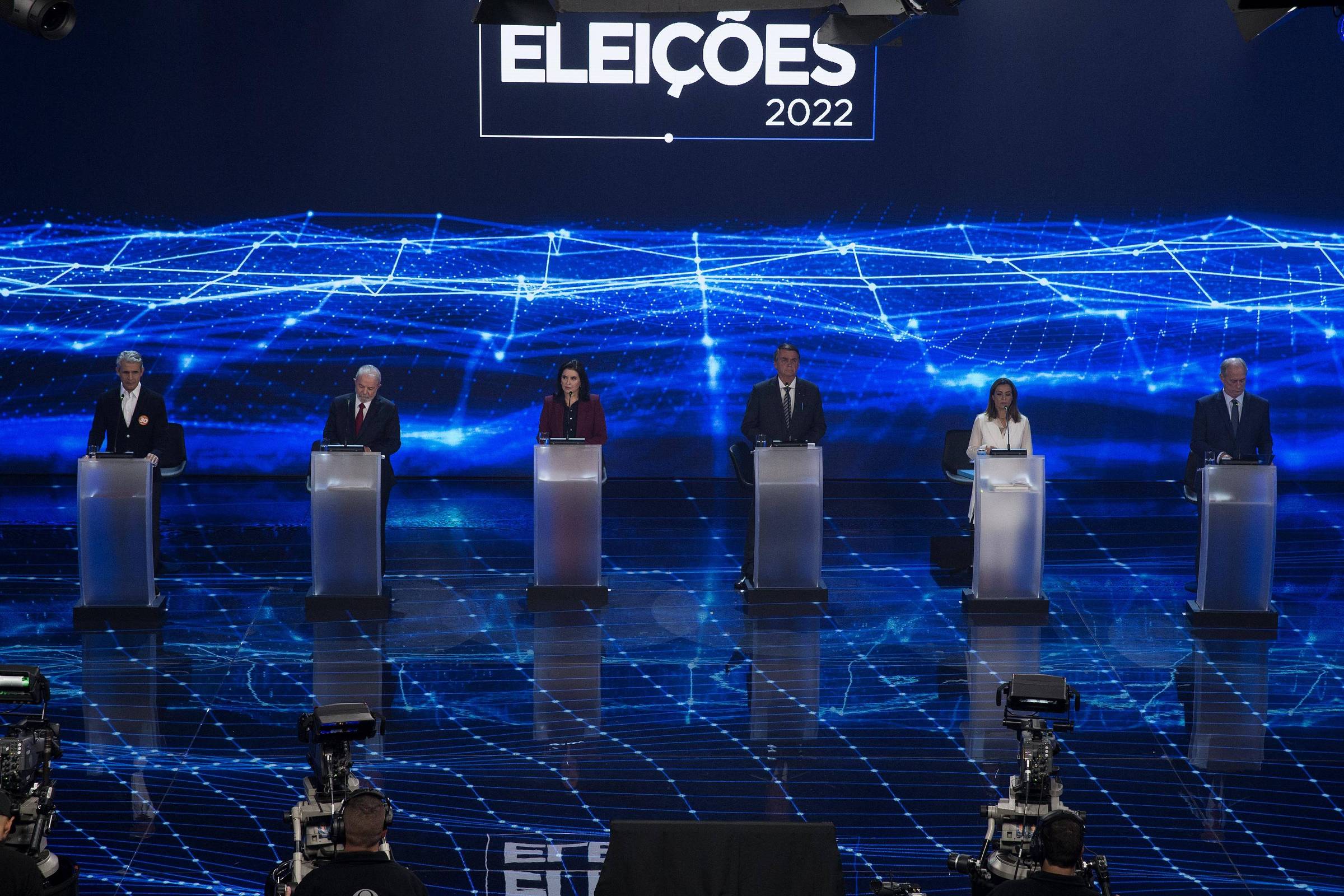 Relembre o 1º debate presidencial em 20 momentos 29/08/2022 Poder