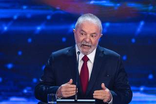 Lula durante debate na TV Bandeirantes