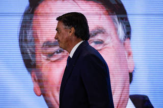 O presidenciável pelo PL, Jair Bolsonaro, participa de sabatina